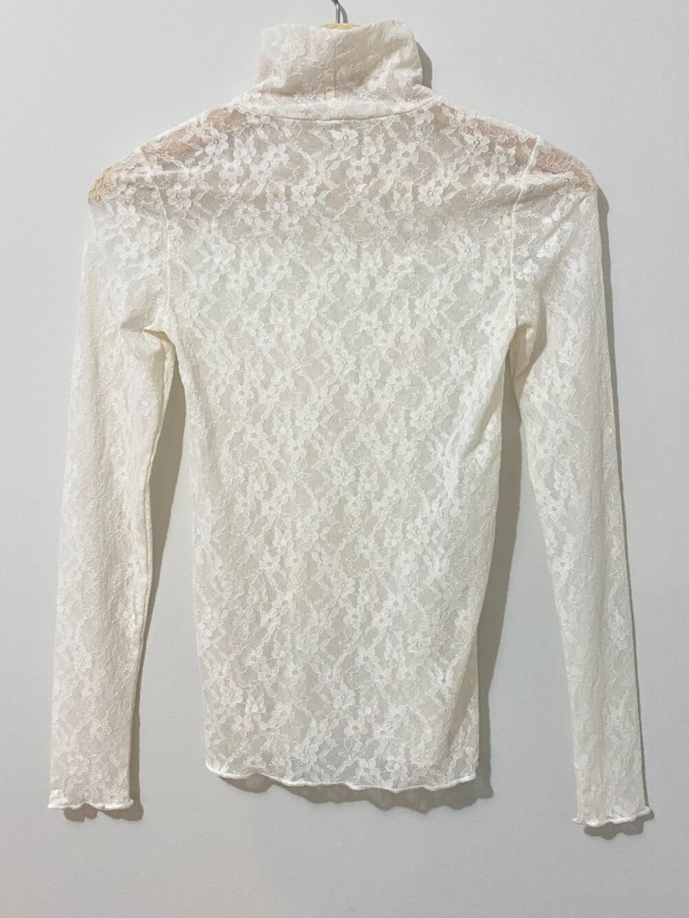 Wilfred Aritzia Fitted Sheer White Lace Long-sleeve Turtleneck Top Stretch - Picture 8 of 11